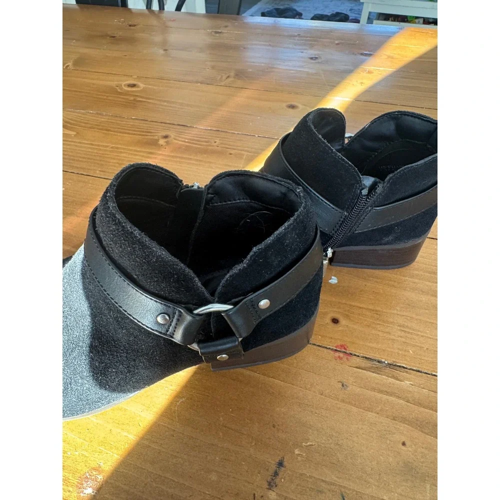 Black Suede Harness Ankle Boots‎ Pointed Toe Block Heel Side Zip Booties
